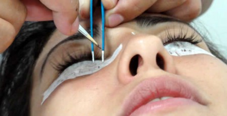 Implante de cílios fio a fio